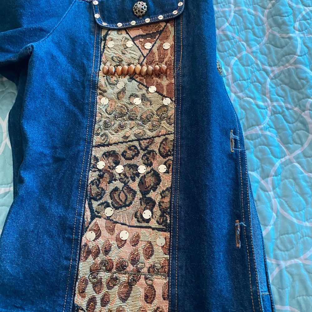 Ladies Denim Jacket Step In Style - image 7